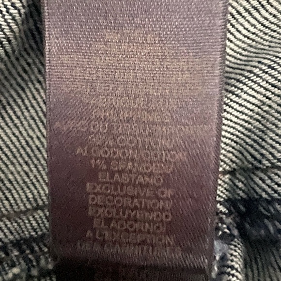 Liz Claiborne Woman’s Dark Blue Straight Jeans - Size 8 - Picture 3 of 16